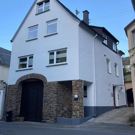 Ter Wadding An Der Mosel Apart Otel